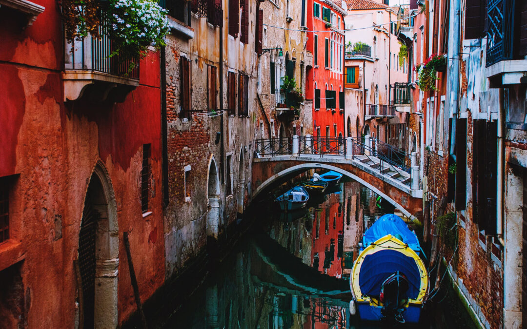 13 Books To Read Before Visiting Italy